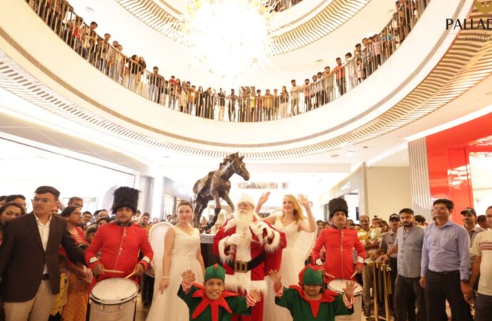 Palladium Ahmedabad, The Luxury Mall of Gujarat, transforms into a Winter Wonderland, Sparkling with Festive Joy in Spectacular Santa Parade