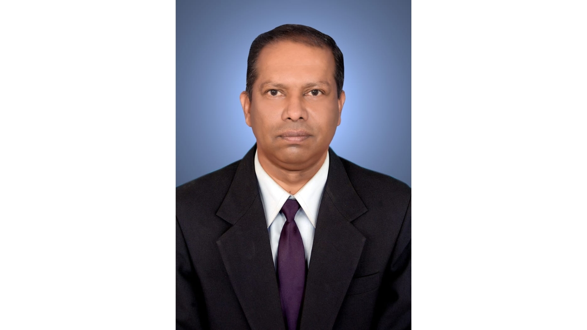 DR. Subramaniian Kriishnaswamy: (Spiritual Healer) An Inspiring Journey from Crisis to Resolve well known Spiritual Healer Of India