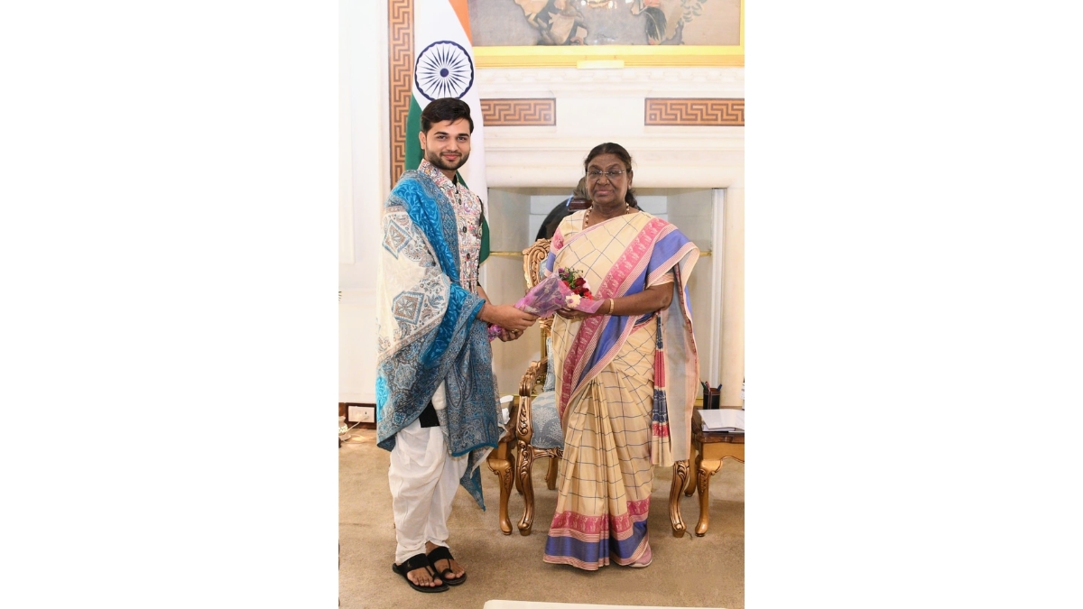 Debabrata Pal: Weaving Dance, Painting, and Innovation Through Nirtyachitram